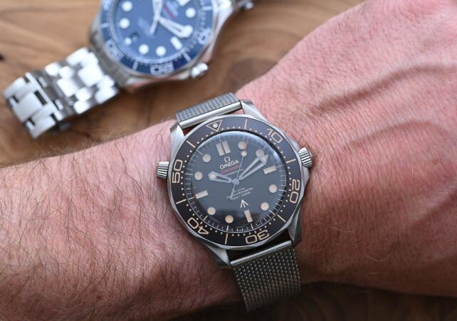  Omega's Seamaster Bond 007 replica